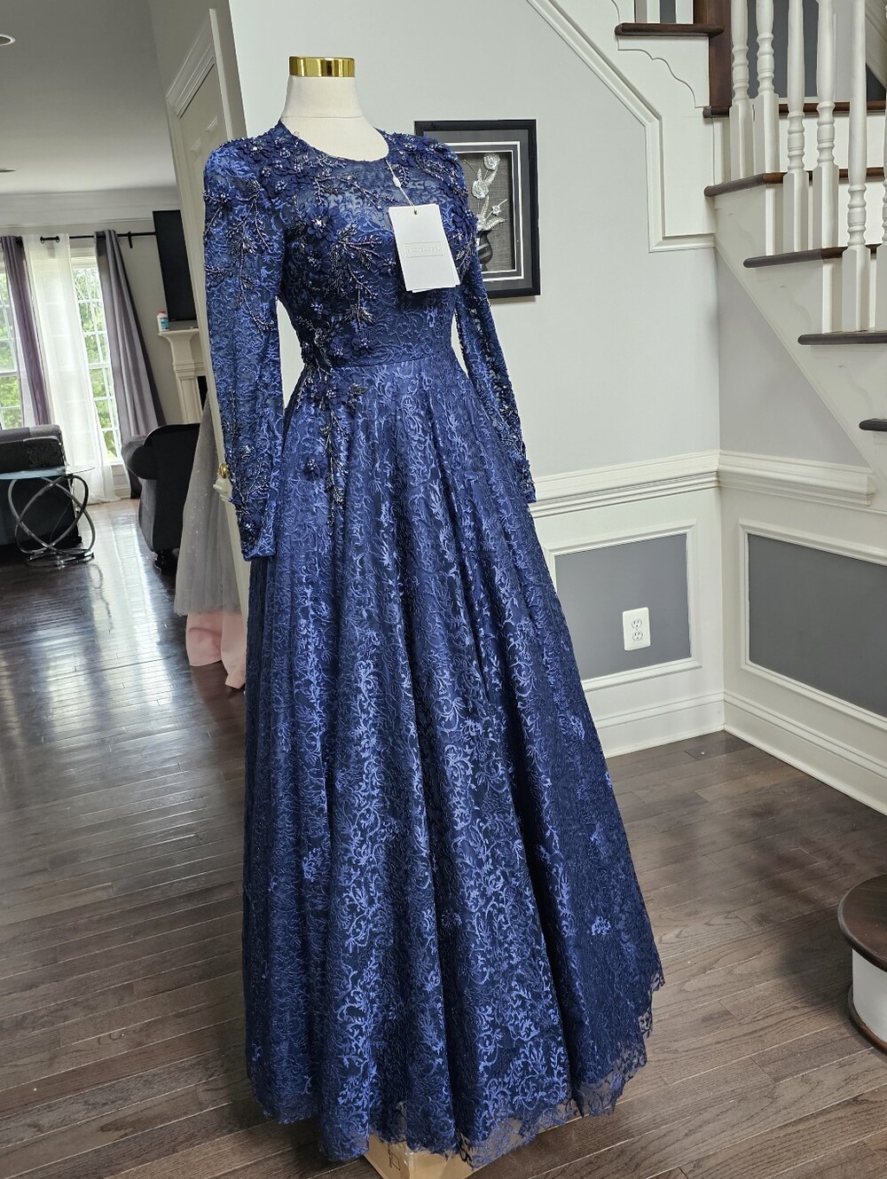 Mac DuggalMac Duggal 11121Regular price$998 Sale price$598Sale